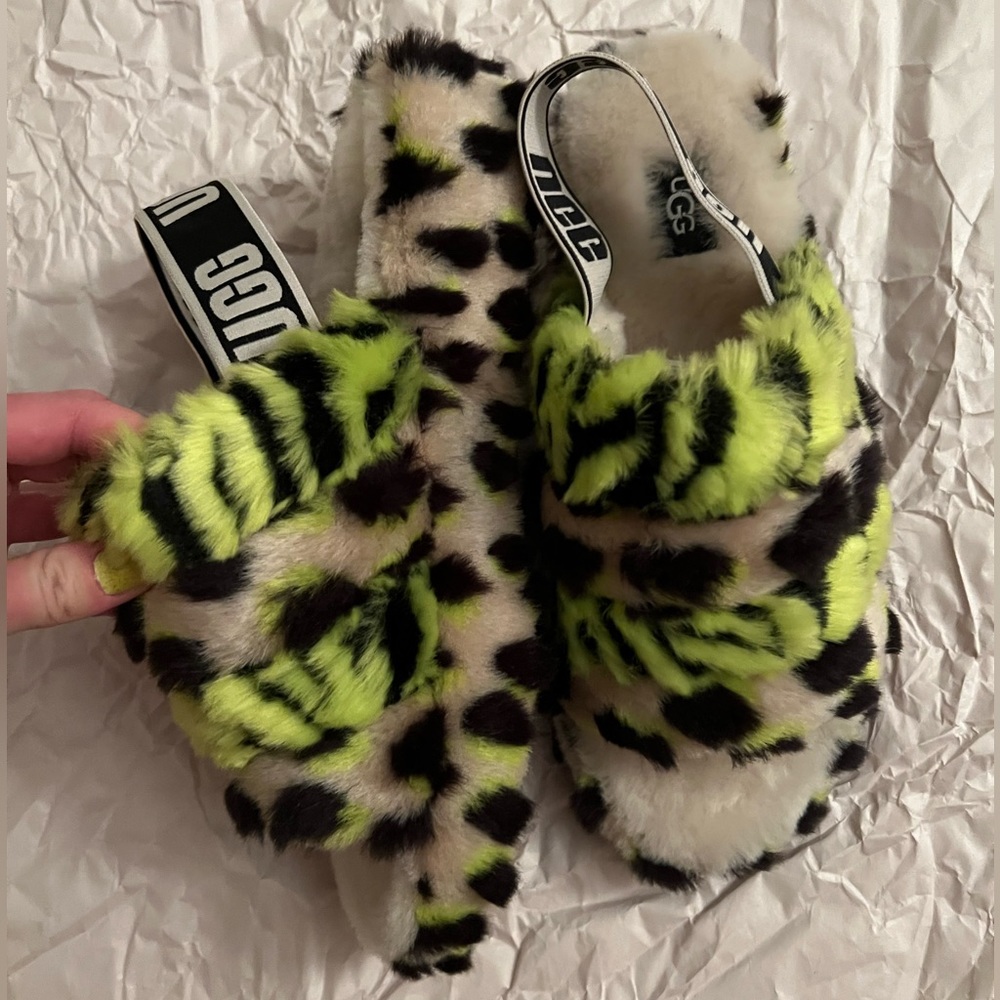 NWT UGG Fluff Yeah Animalia Slippers Platform